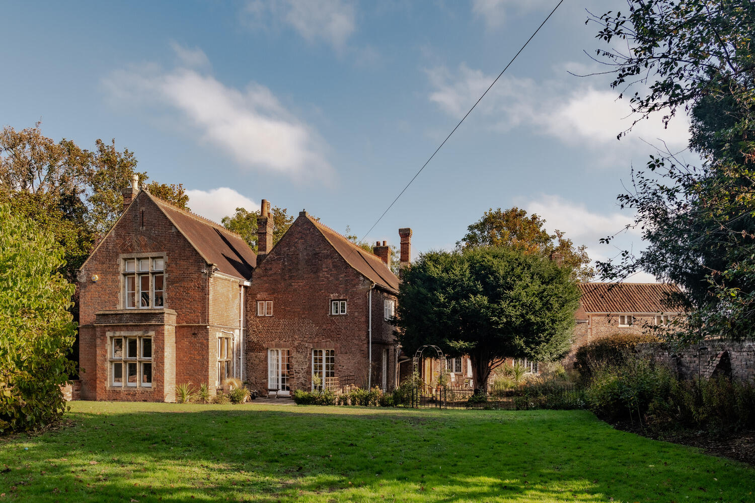Whirligig House - Image 2